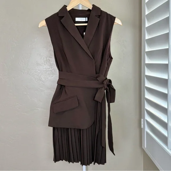 Sold - Picture 2 of 7